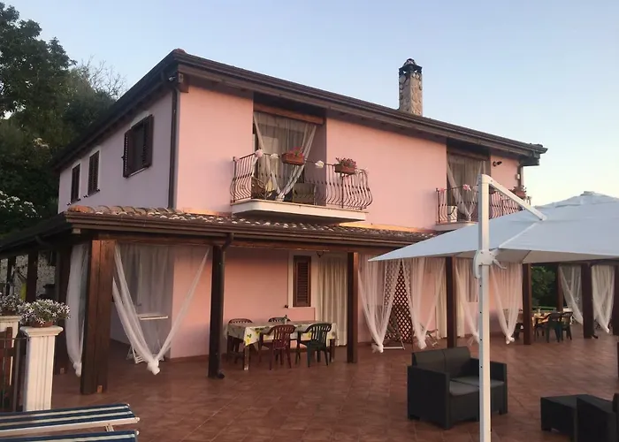 בית נופש Marilena *